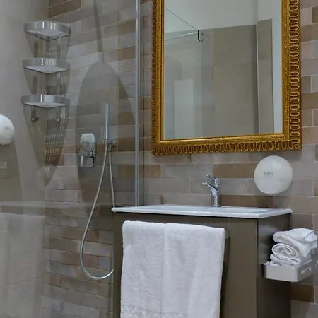 Nocleg ze śniadaniem 5rooms